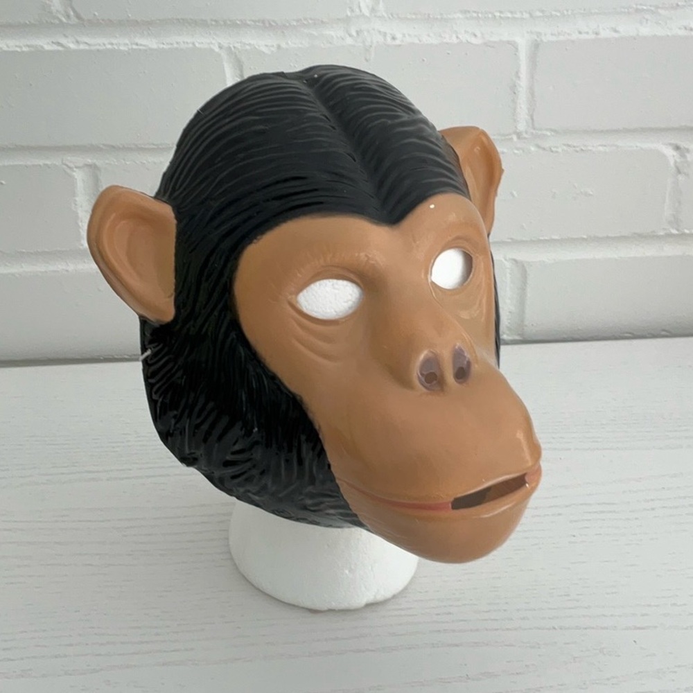 K&M International Plastic Old-Style Black And Brown Chimpanzee Mask With Elastic